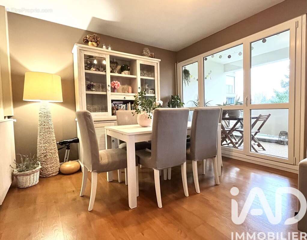 Photo 3 - Appartement à CHENNEVIERES-SUR-MARNE