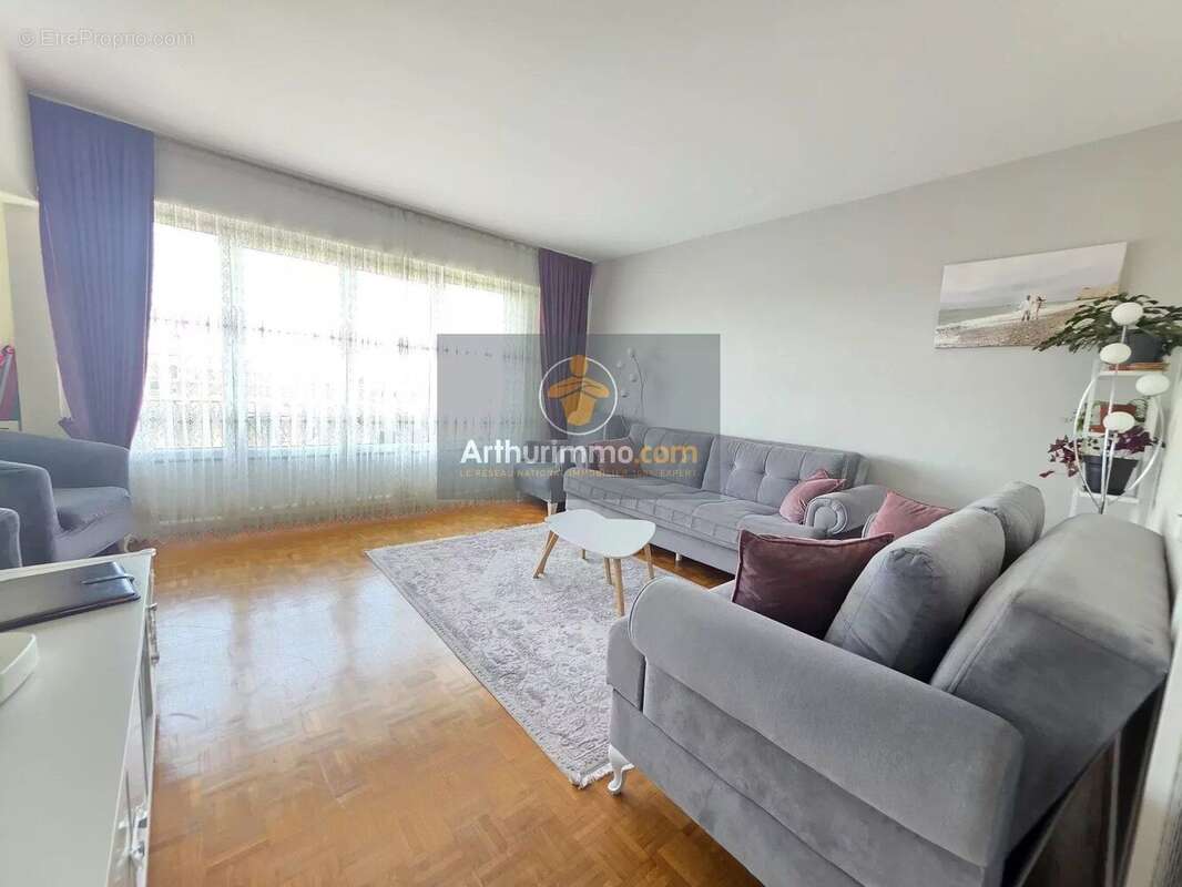 Appartement à VILLIERS-LE-BEL