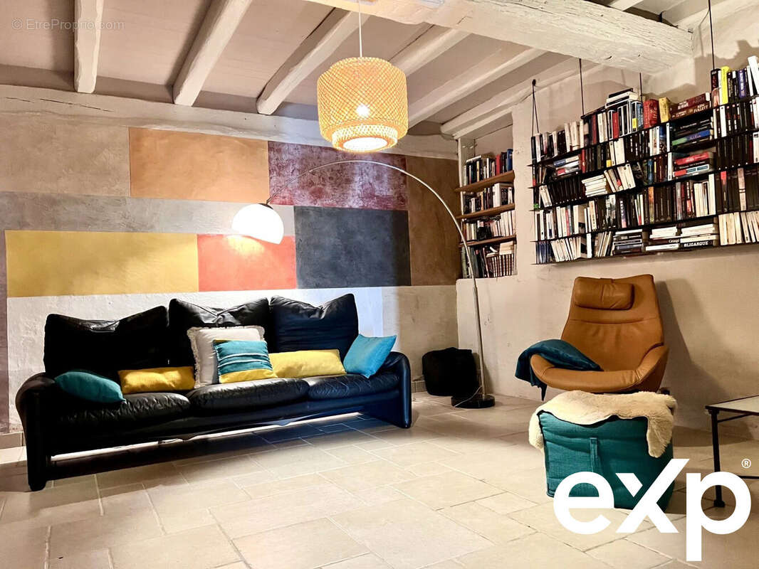 Maison à LE BUISSON-DE-CADOUIN