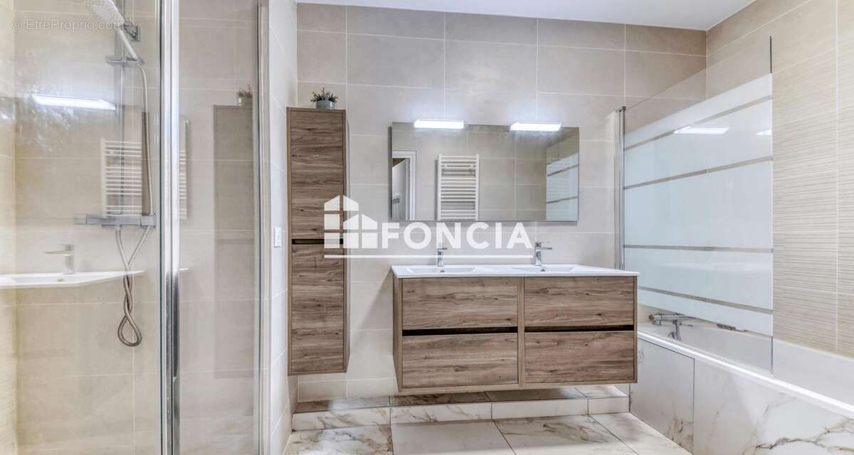 Appartement à VILLEURBANNE