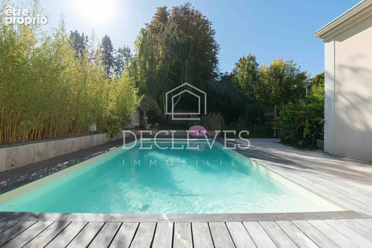 MÉDAN   Élégante maison familiale de 225 m2 avec piscine - - photo 18