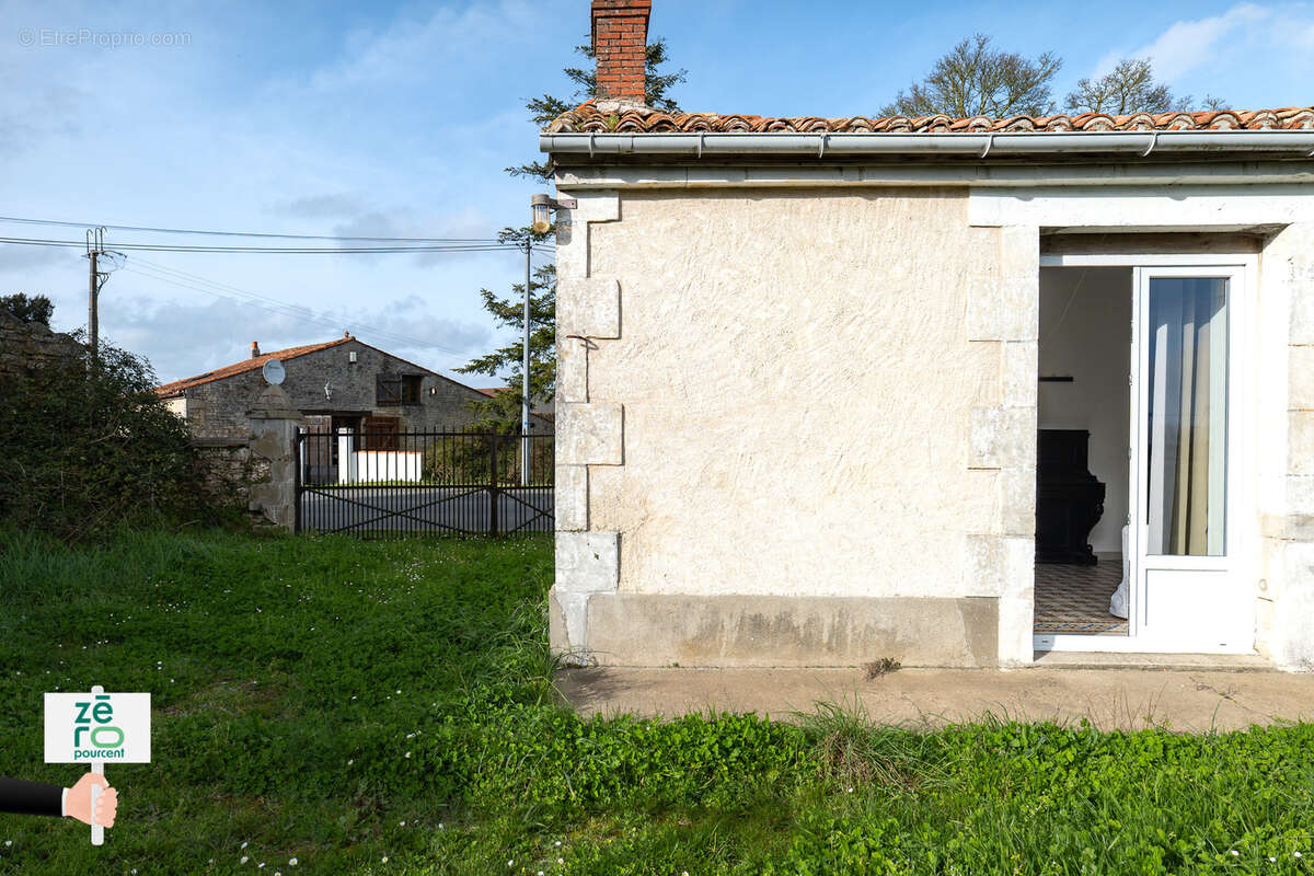 Maison à LAIROUX