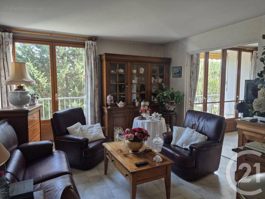 Appartement à ATHIS-MONS