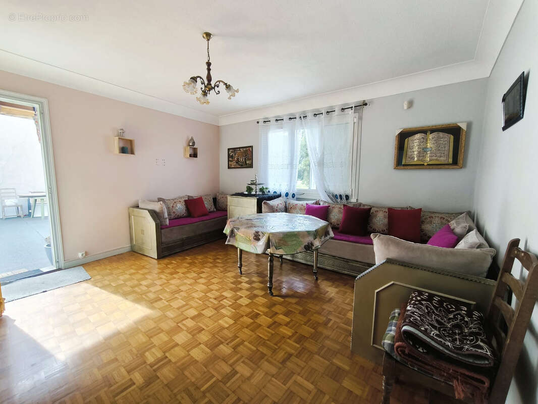 Appartement à FIRMINY