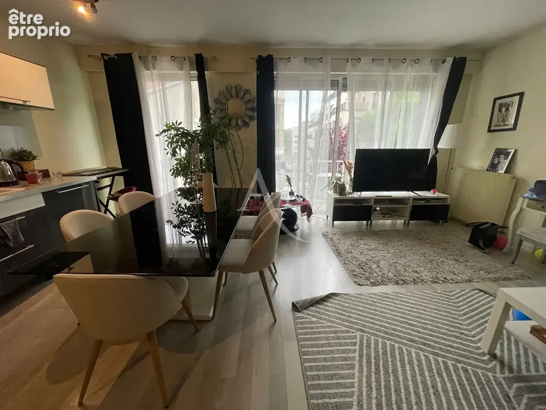 SURESNES République - photo 2