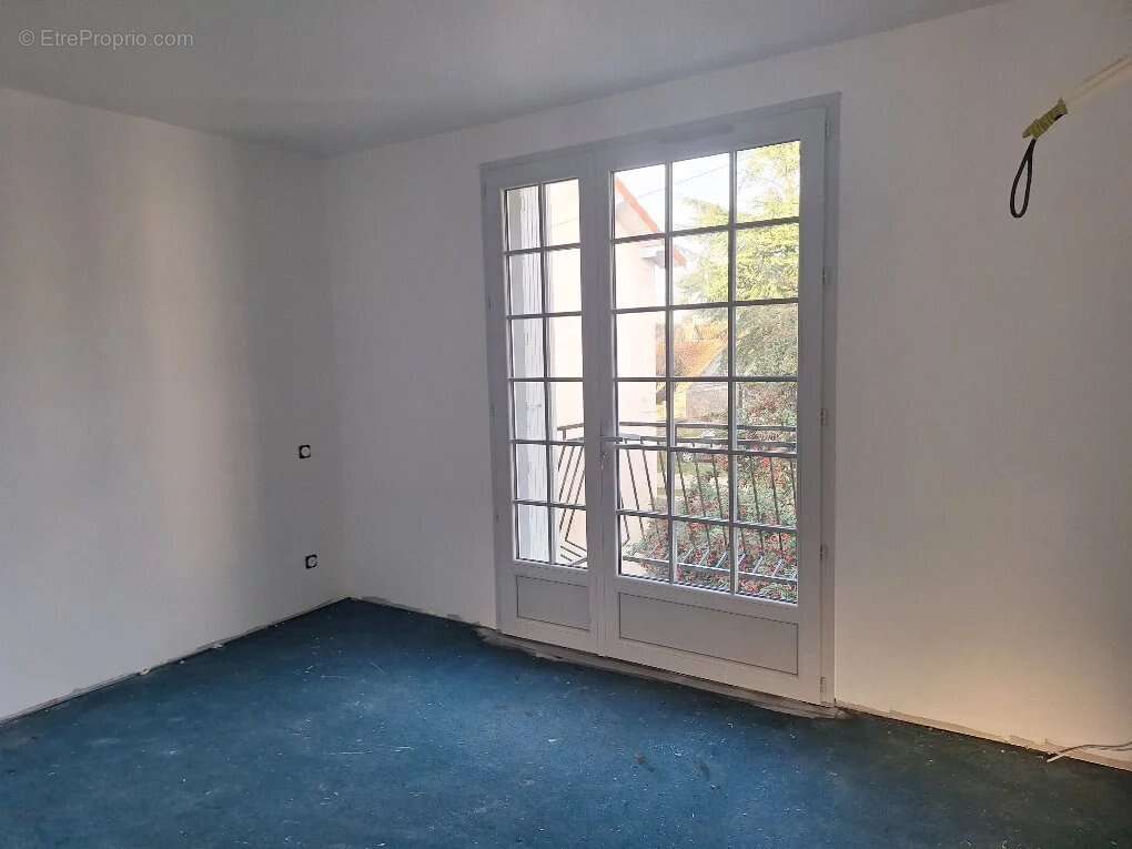 Maison à SAINT-ANGEAU