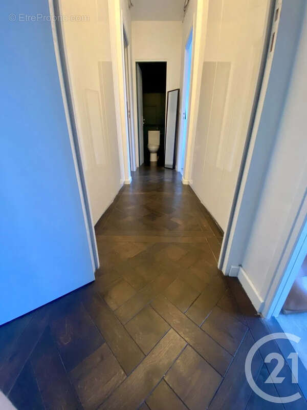 Appartement à LA CELLE-SAINT-CLOUD