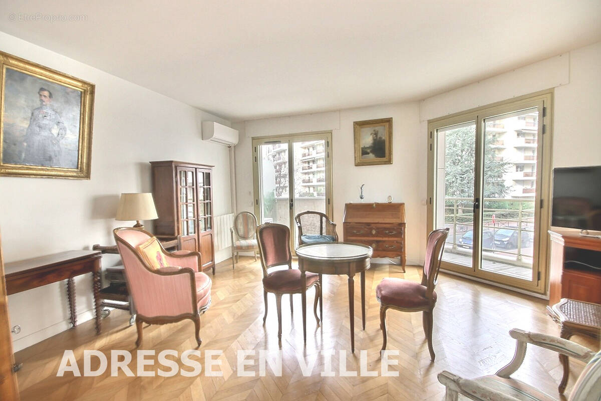 Appartement à LEVALLOIS-PERRET