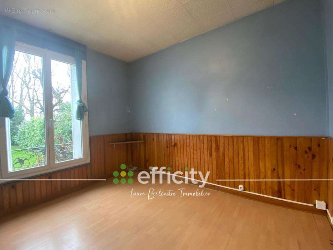 Maison à VILLECRESNES