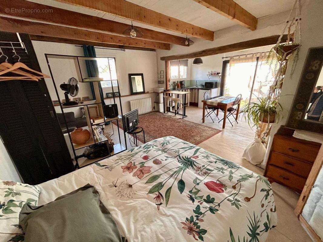 Maison à ROQUEBRUNE-SUR-ARGENS