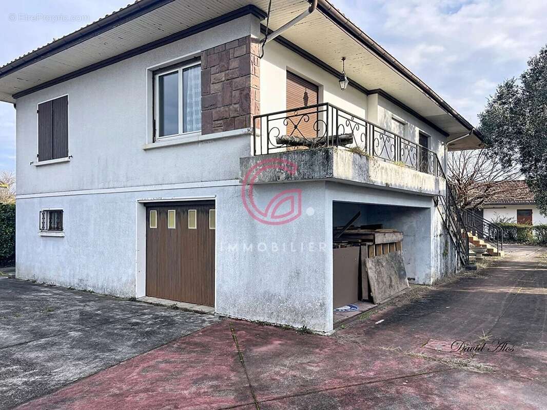 Maison à PARENTIS-EN-BORN