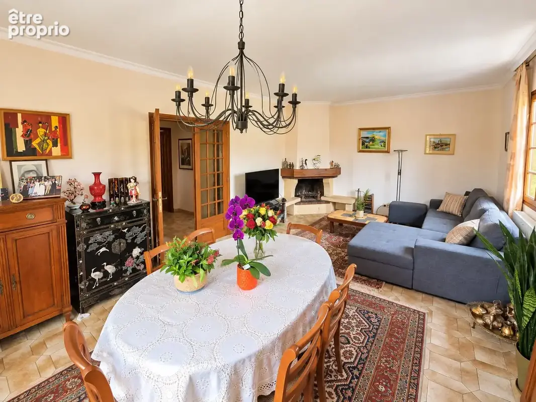 Maison T6 à Balma de 168m2 avec piscine et garage double ! - photo 4