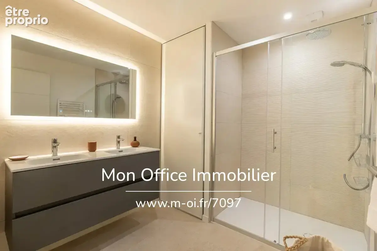 Référence : 7097-les. - appartement rénové à 100m de la mer t4 avec terrasse et parkings résidence calme à grimaud beauvallon - photo 15