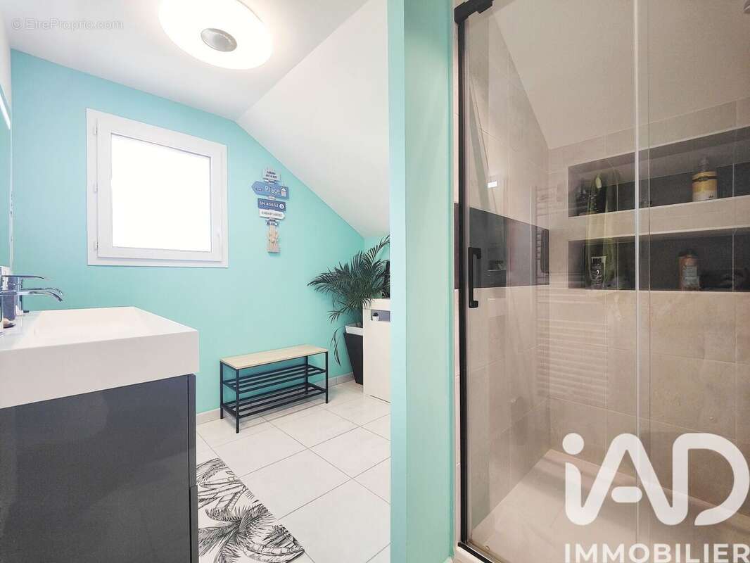 Photo 9 - Maison à LATHUILE