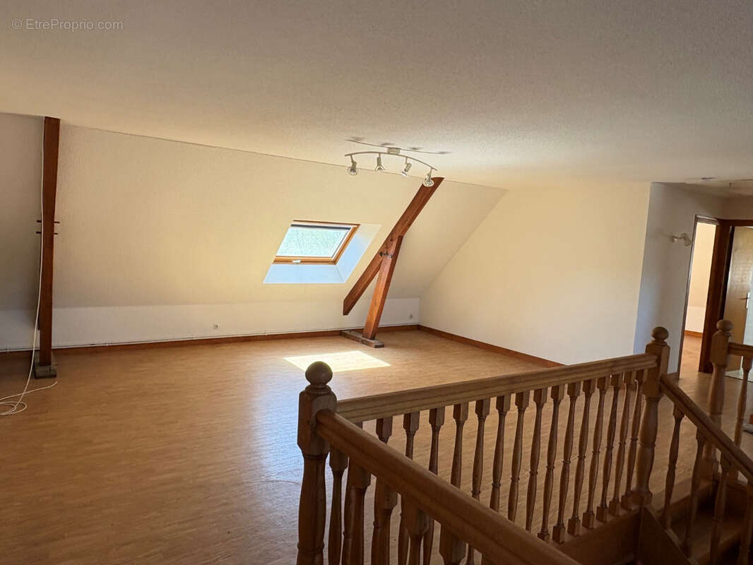 Maison à COUSSAC-BONNEVAL