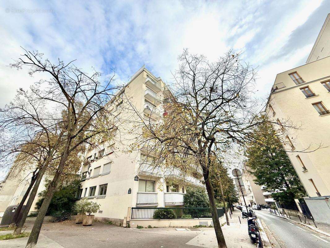 Appartement à PARIS-19E