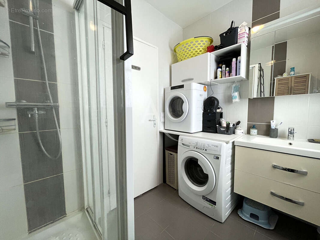 Appartement à BRIE-COMTE-ROBERT