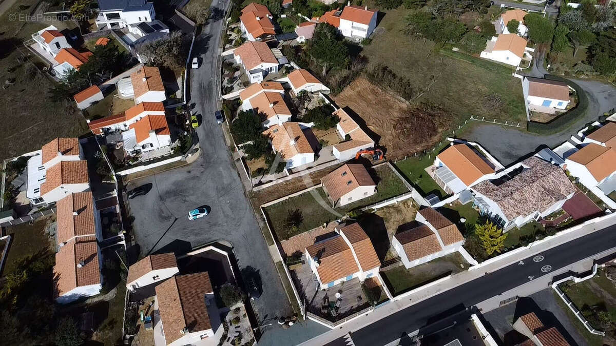 Terrain à BRETIGNOLLES-SUR-MER
