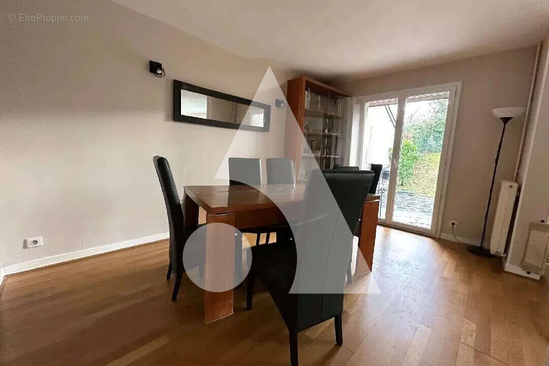 Maison à L'ISLE-ADAM