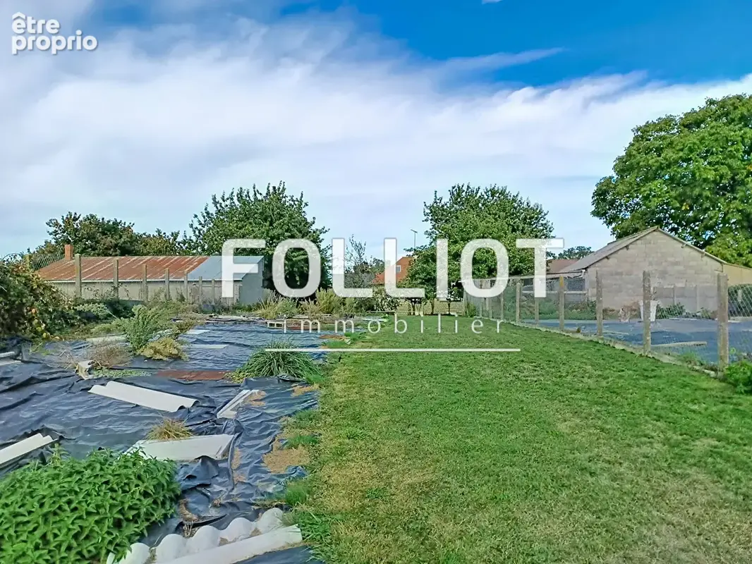 Photo Terrain à Saint-James au prix de 27 500€