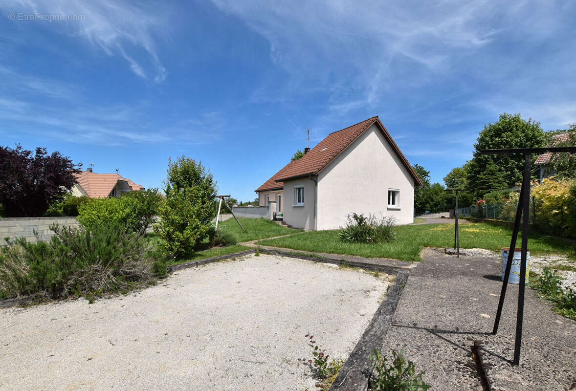 Maison à VILLERS-SUR-PORT