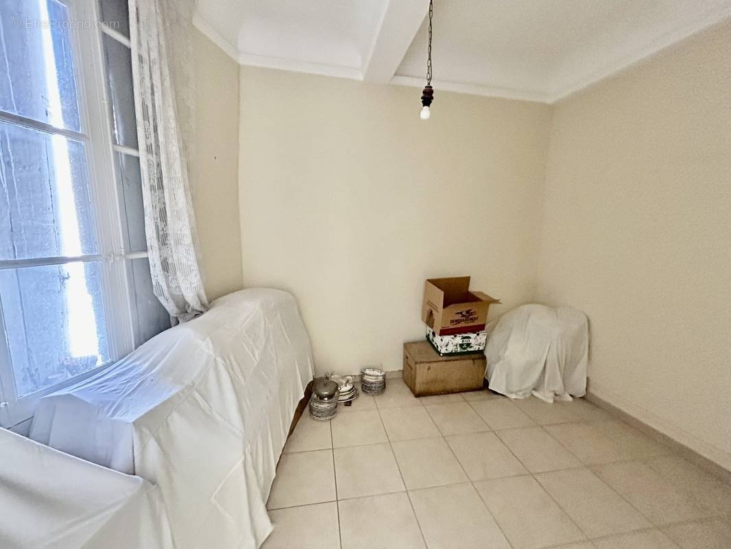 Appartement à rénover - photo 2