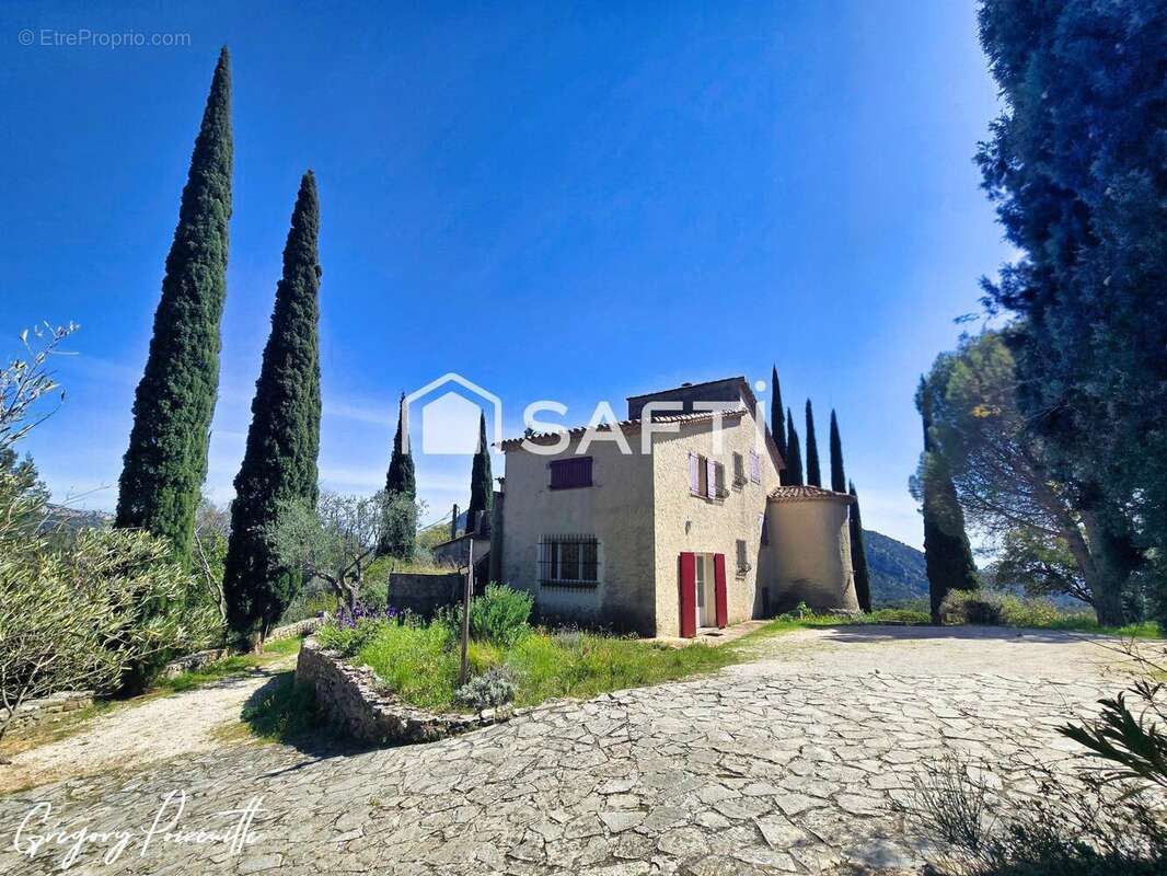 Photo 6 - Maison à LE REVEST-LES-EAUX