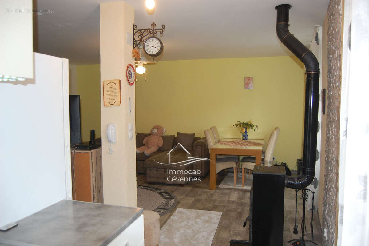 Appartement à BESSEGES