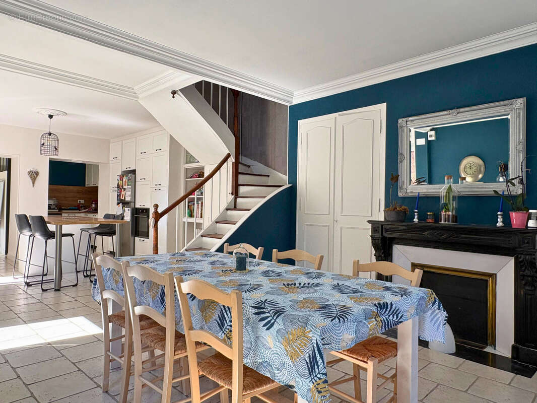 Maison à COGNAC