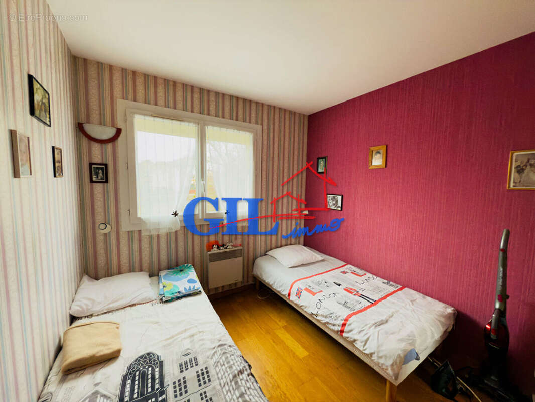 Maison à SAVIGNY-LE-TEMPLE