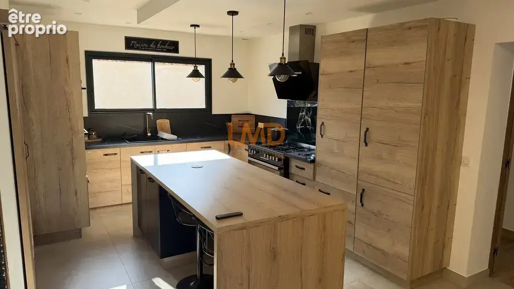 La Motte (83920)-Villa plain-pied RT2020-Piscine-Ecrin de verdur - photo 8