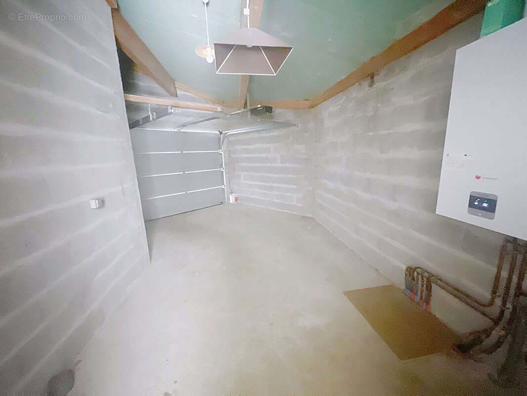 Maison à SAINT-XANDRE