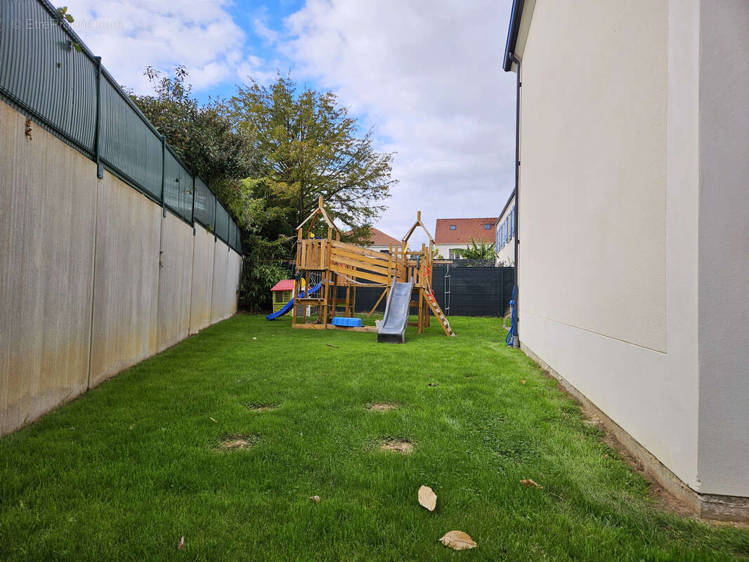 Maison à VILLECRESNES