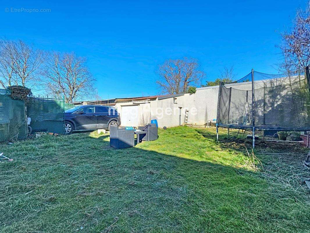 Maison à LES MUREAUX