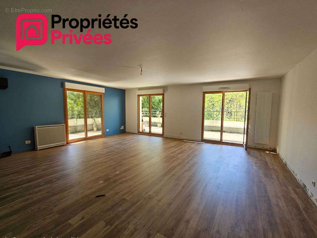 Appartement à SEGRE