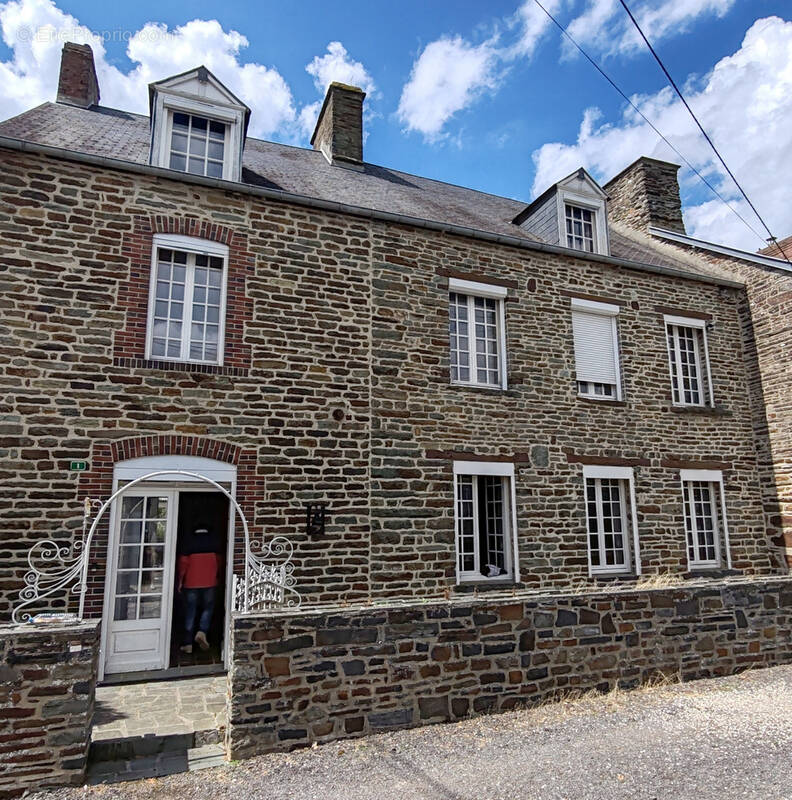 Maison à SAINT-REMY