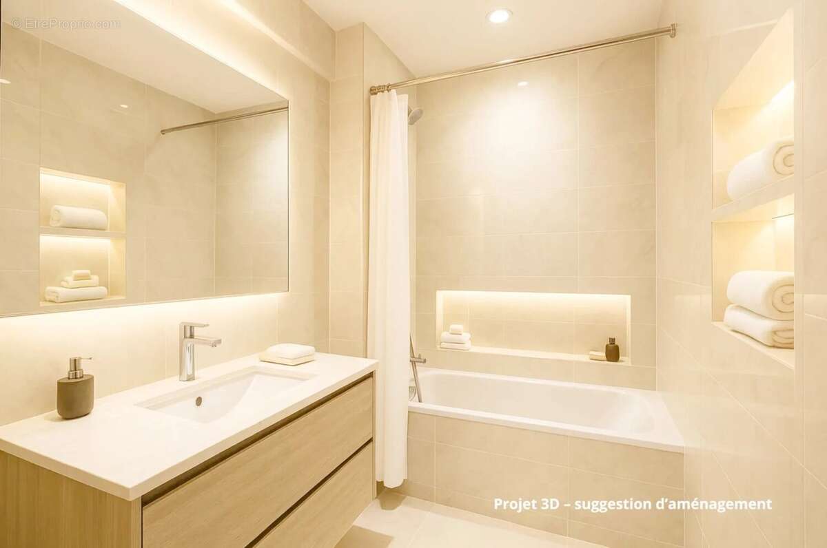 Appartement à SAINT-LAURENT-DU-VAR