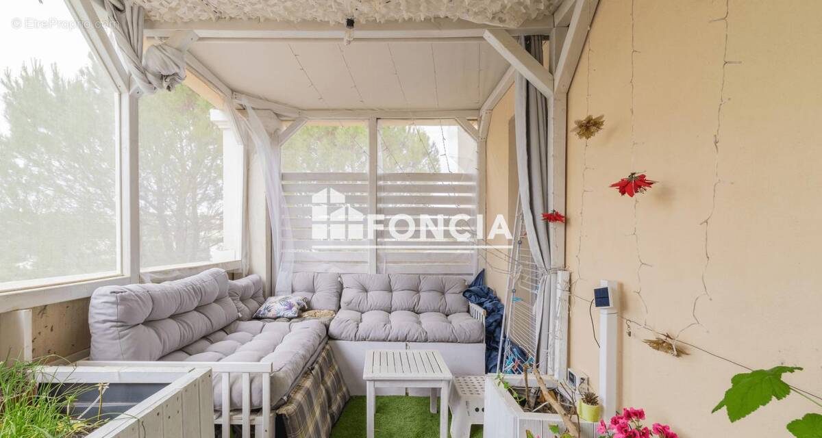 Appartement à JUVIGNAC