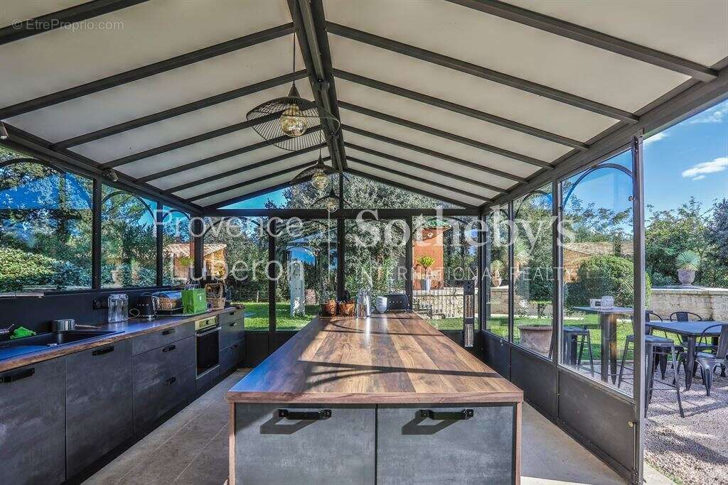 Maison à LORIOL-DU-COMTAT