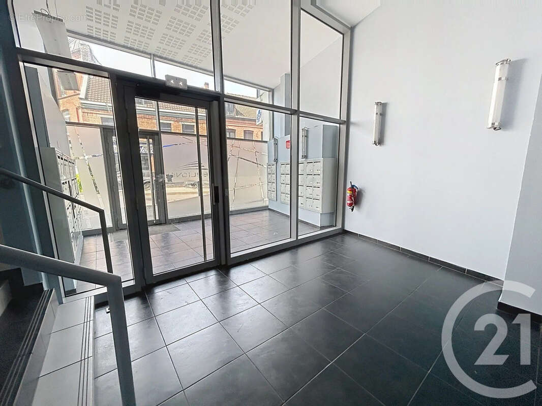 Appartement 76 m² à Roubaix  - photo 12