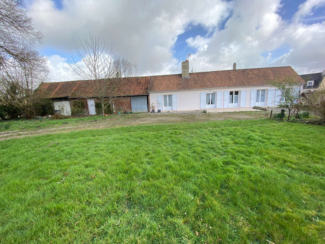 Maison à CRECY-EN-PONTHIEU