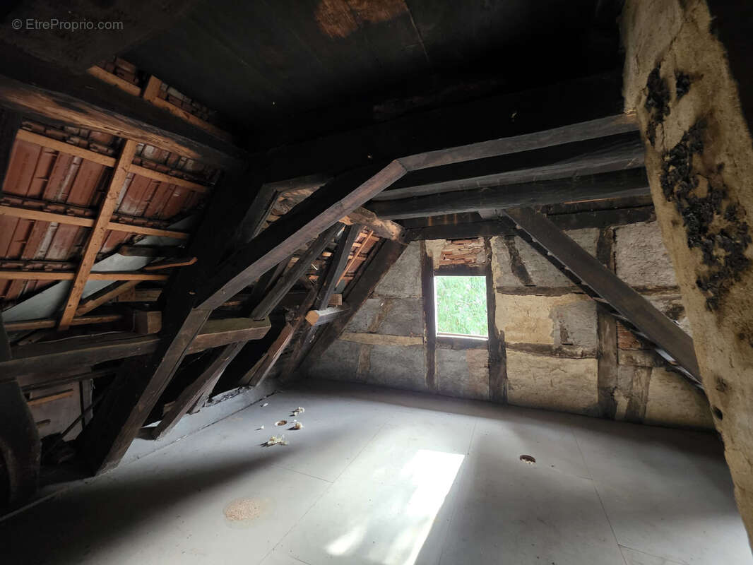 Maison à WOLFERSDORF