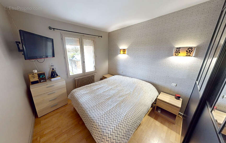 Maison à JAUNAY-CLAN