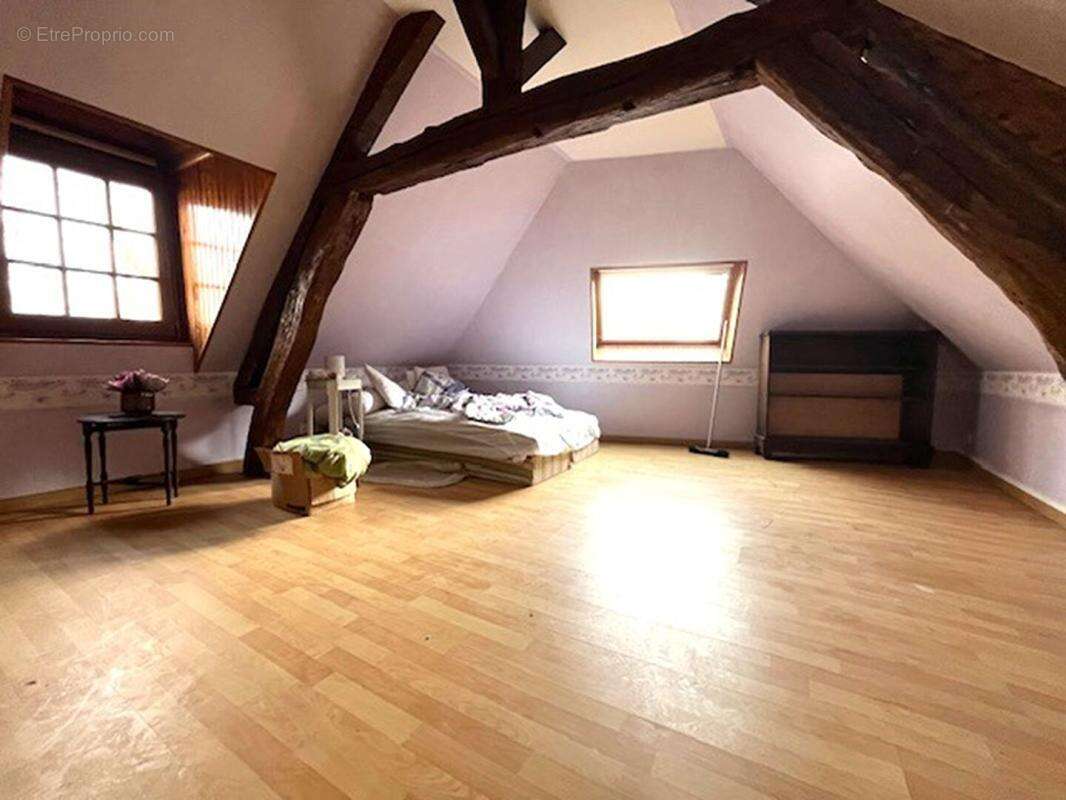 Maison en centre ville de gournay en bray 5 chambres - photo 12