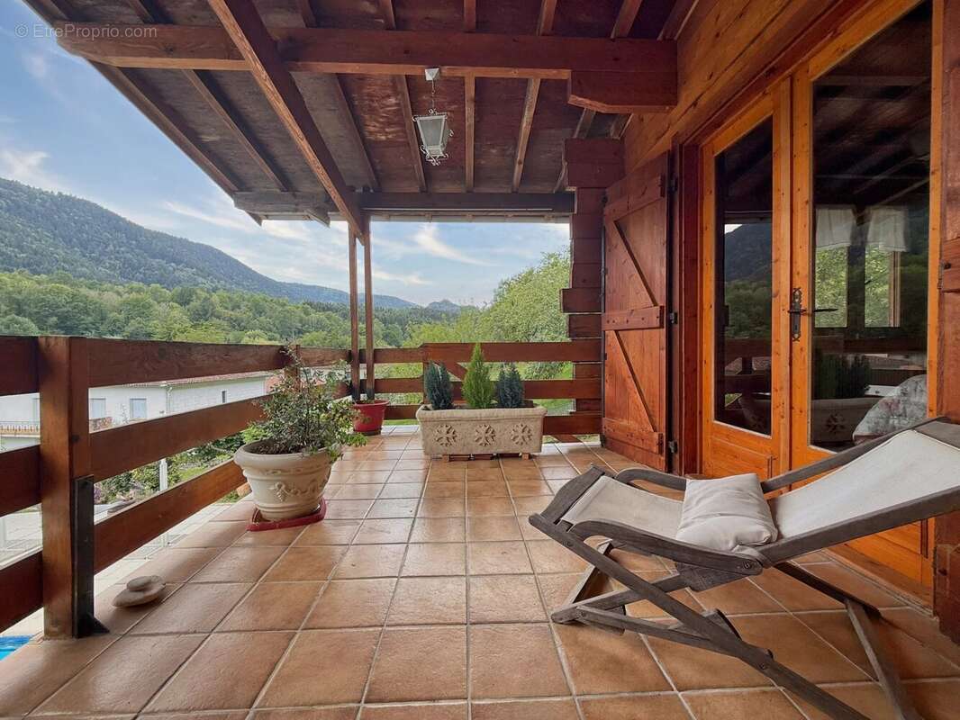 Spacieuse maison avec piscine et vue imprenable sur château de Montségur - photo 12