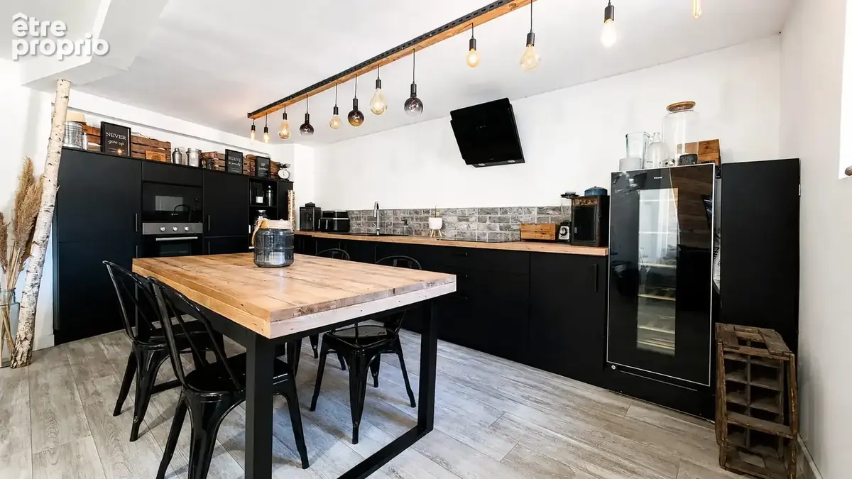 Appartement 82 m² à Belgentier  - photo 3