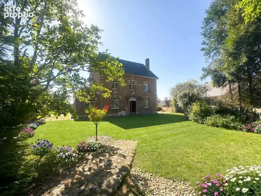 Maison de maître de caractère – bertry – 290 m² – terrain 1 700 m² - photo 2