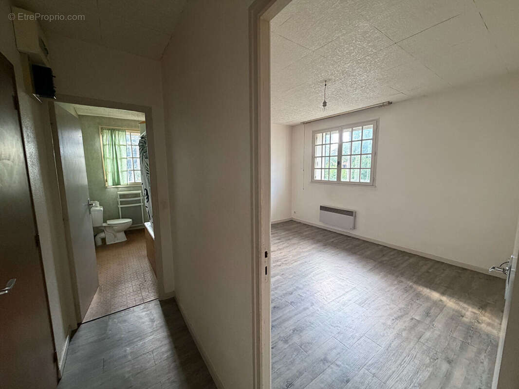 Appartement 40 m² à Besancon  - photo 3