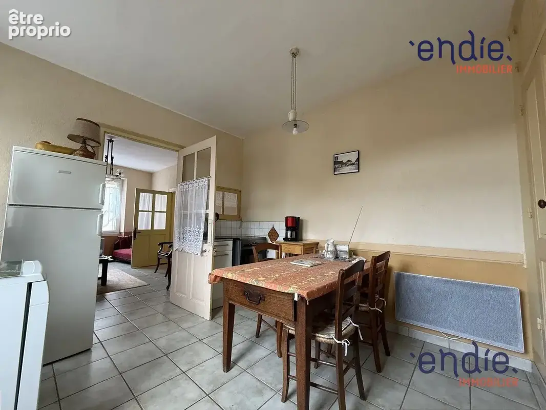 Maison 8 pièces 177 m² à vendre à Monetay-Sur-Loire (03470) - photo 5