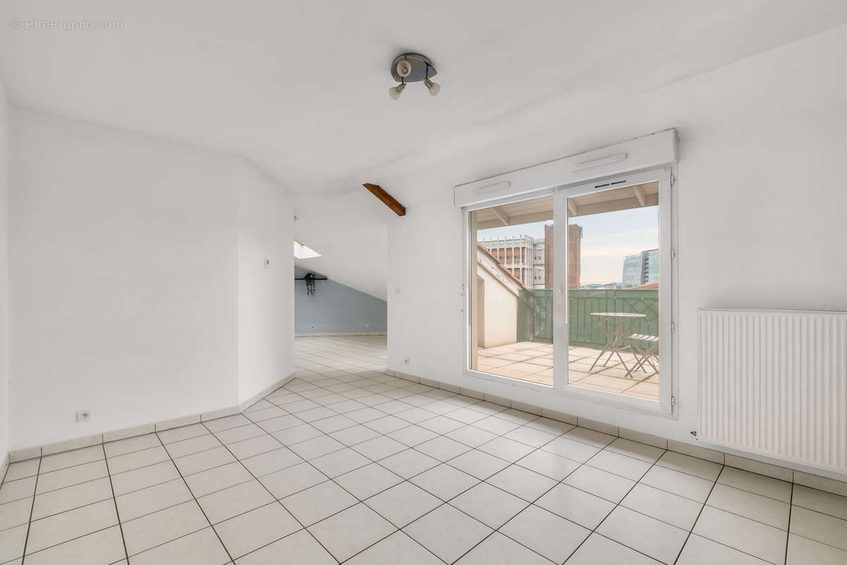 Appartement à LYON-3E